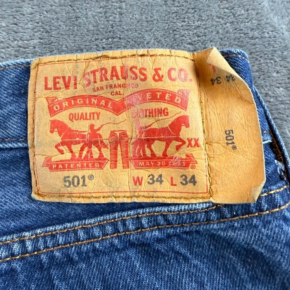 Levi's 501 Men's Jeans Straight Leg Size 34X34‎ Dark Wash 5 Button Fly